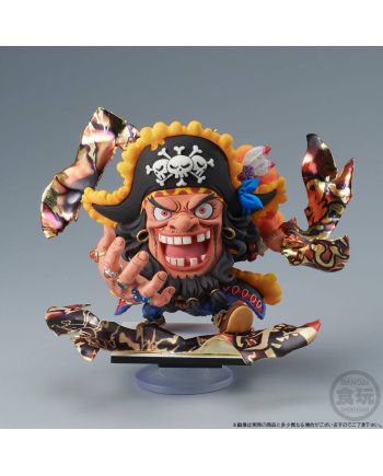 Figurine Marshall D. Teach One Piece Banpresto vue de profil