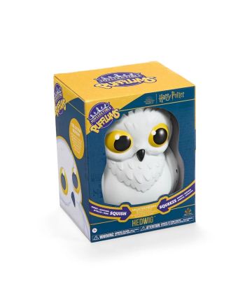 Détail de la figurine Hedwige Toyllectible Pufflums sous licence officielle Harry Potter
