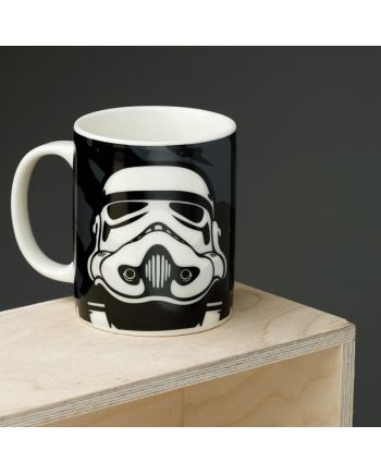 Mug noir Stormtrooper Star Wars 300ml vue de face