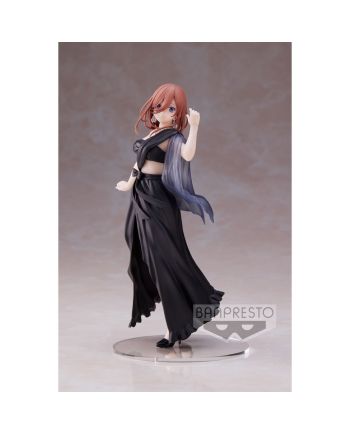 Figurine Kyunties The Quintessential Quintuplets 18cm Banpresto échelle et proportions