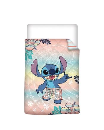 Couverture en quilt Disney Stitch Plage 140x200cm posée à plat