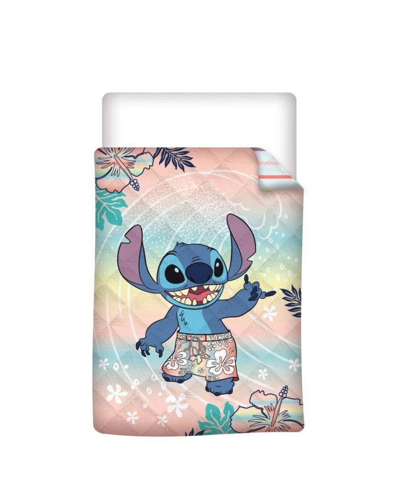Couverture en quilt Disney Stitch Plage 140x200cm posée à plat