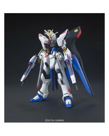 GUNDAM - HG 1/144 ZGMF-X20A Strike Freedom Gundam - Model Kit - vue de dos