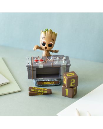 GROOT - Calendrier Perpétuel 3D en Résine - vue du packaging