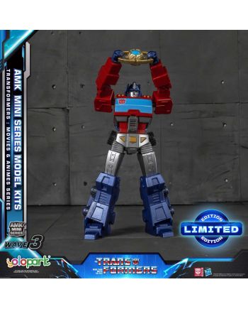 TRANSFORMERS G1 - Orion Pax - Model Kit 10cm - vue de profil