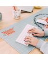 WINNIE L'OURSON & Friends - Tapis de Bureau XL - vue de profil