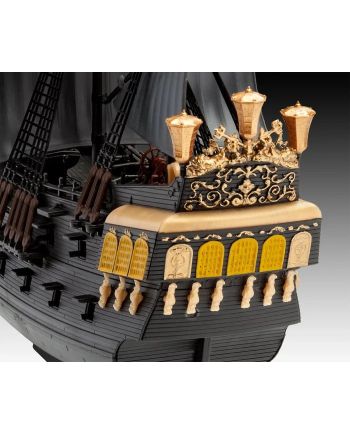 PIRATES DES CARAIBES - Black Pearl - Model Kit Click System 1/150 - vue de dos