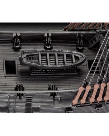 PIRATES DES CARAIBES - Black Pearl - Model Kit Click System 1/150 - vue de detail