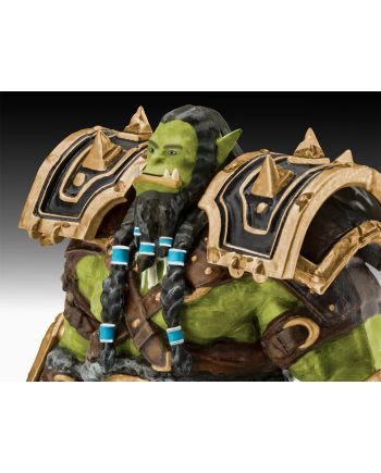 WORLD OF WARCRAFT - Thrall - Model Kit 1/16 - vue de profil