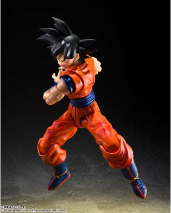 Figurine Son Goku avec accessoires inclus