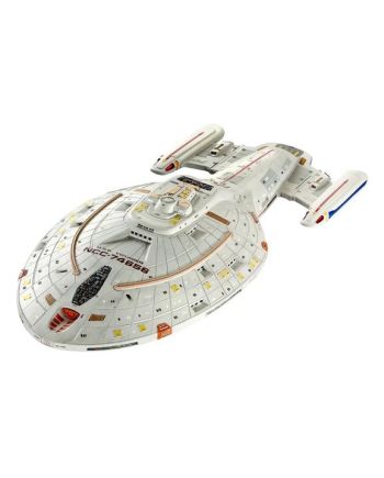 STAR TREK VOYAGER - USS Voyager - Model Kit 1/670 - vue de face