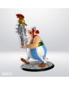 ASTERIX & OBELIX - Obélix pile de casques - figurine 22cm - vue de dos