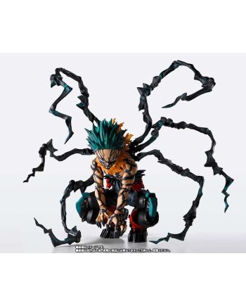 Détail du visage et des mains de la figurine Deku Overlay