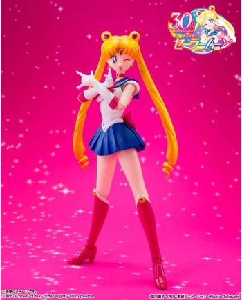 Figurine S.H. Figuarts Sailor Moon Crystal Star vue de profil