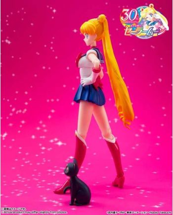 Figurine Bandai Tamashii Nations Sailor Moon vue arrière