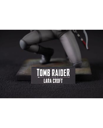 TOMB RAIDER - The legend of Lara Croft - Statuette 19cm - vue du packaging