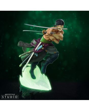 ONE PIECE - Zoro - Figurine SFC Phosphorescent 18cm - vue principale