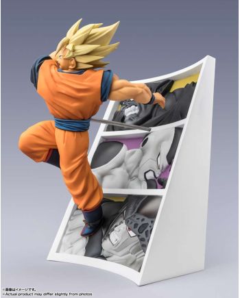 DRAGON BALL Z - S.S.S.Goku Trail of Battles - Figuarts Zero 22cm - vue de face