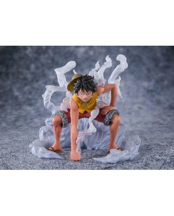 Statuette FiguartsZERO Monkey D. Luffy Marineford One Piece vue de face