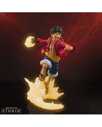 Figurine Luffy SFC ONE PIECE 16cm - vue de profil