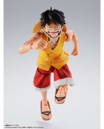 Figurine S.H. Figuarts Luffy Marineford dans son packaging
