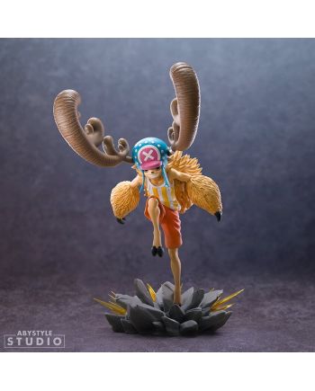 Figurine Chopper One Piece SFC 16cm ABYstyle vue de profil