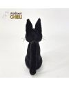 KIKI LA PETITE SORCIERE - Jiji - Peluche Komorebi 21cm - vue de profil
