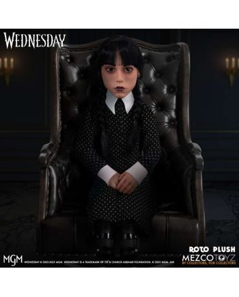 Poupée Mercredi Addams Mezco Toys MDS Roto 45cm de face