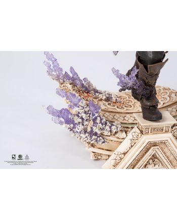 Figurine Ezio Auditore 1/8, présentation du socle