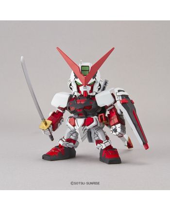 GUNDAM - SD Gundam Ex-Standard Gundam Astray Red Frame - Model Kit - vue de profil