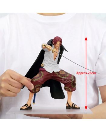 : Une vue détaillée de la figurine Banpresto inspirée de One Piece.