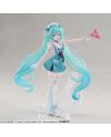 Présentation de la figurine Hatsune Miku et de son socle ancre sur fond clair.